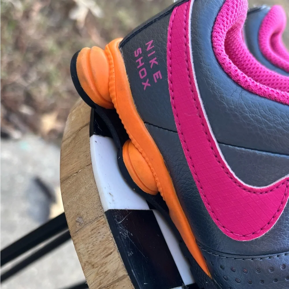 Nike Shox Toddler Sneakers – Size 9C •